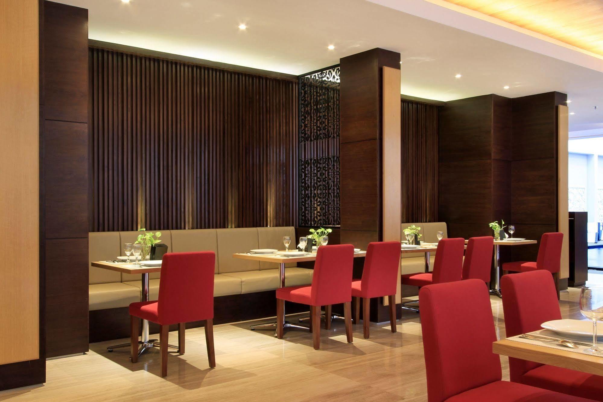 Ohana Hotel Kuta Kuta Lombok Kültér fotó